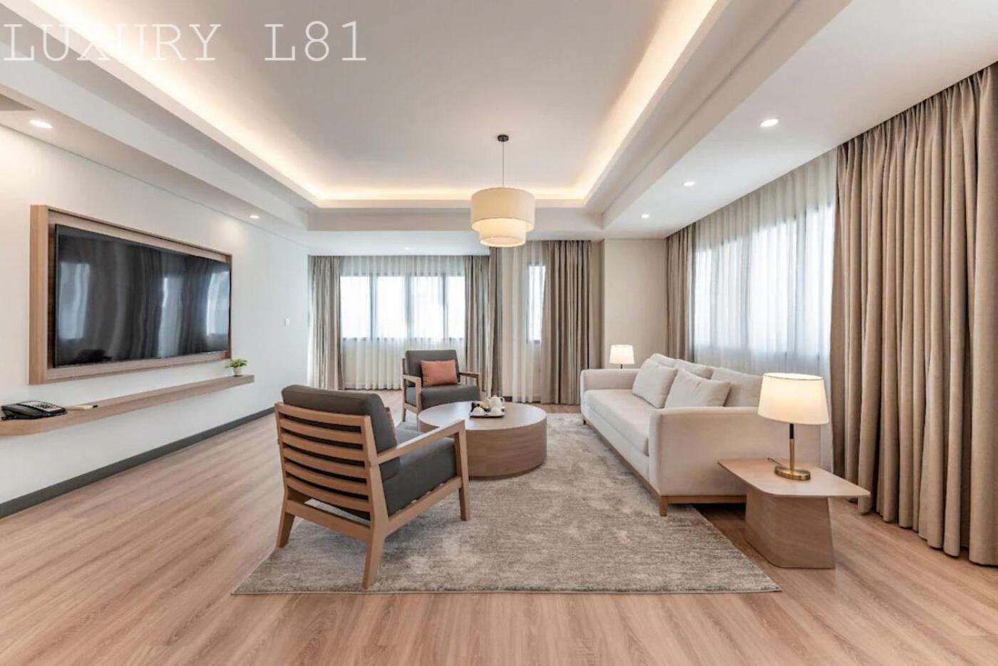 Angia Luxury Apartment Inside Landmark 81 Tower Ho Chi Minh-staden Exteriör bild